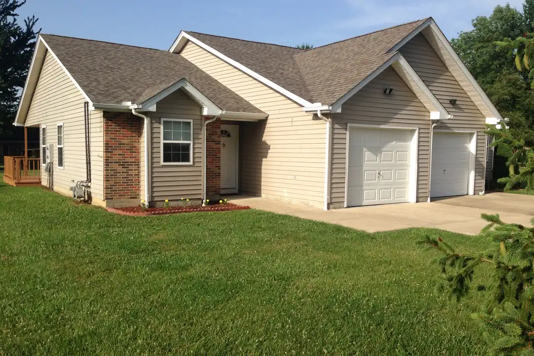 115 Del Acres Dr unit A – photo 1 of 3