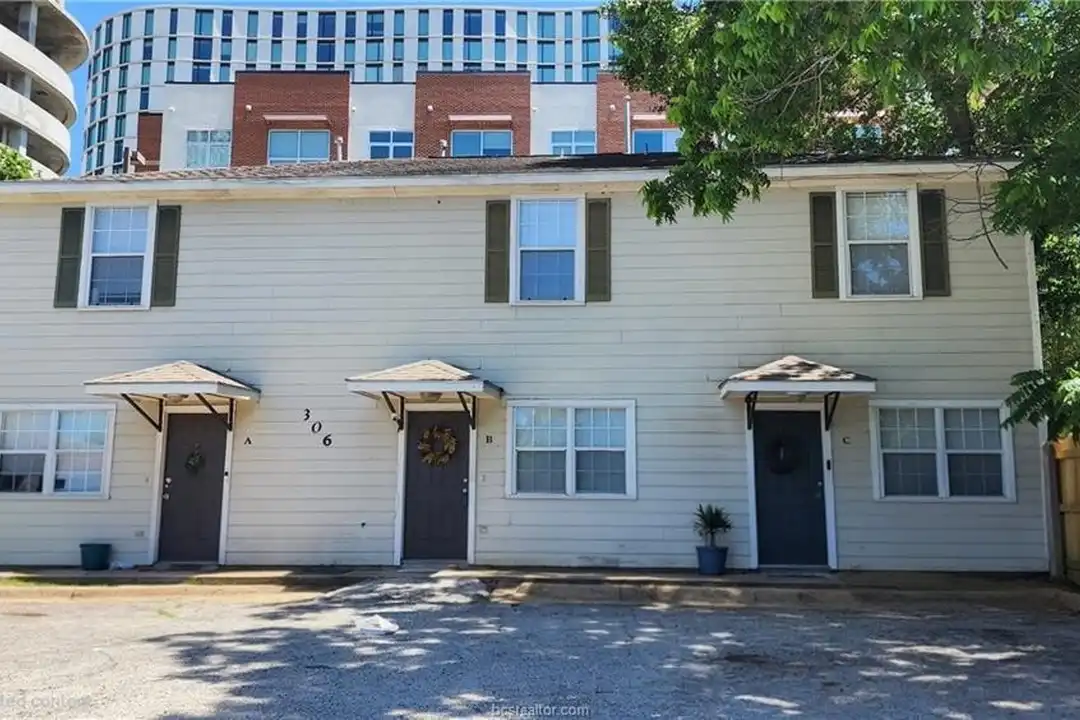 306 Cherry St #B – photo 1