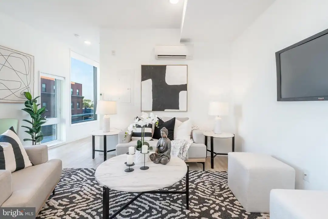 Apartment in Philadelphia - View 5