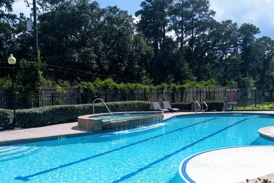 2461 N Frazier St - More