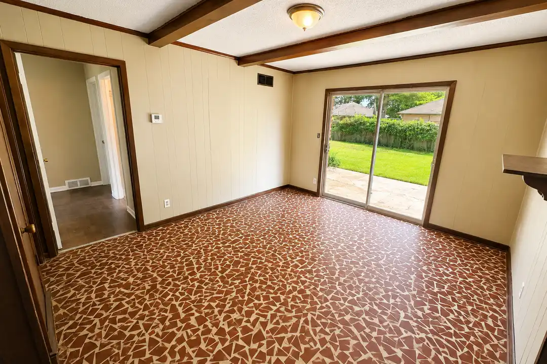 House in Memphis - View 4