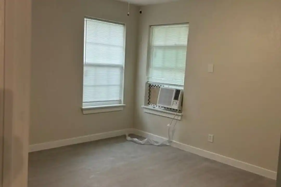 286 Brandywine Ave - More