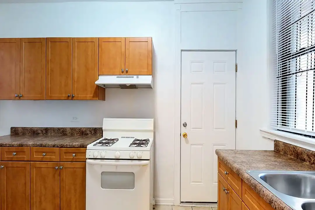 5339-5345 S. Woodlawn Avenue – photo 1