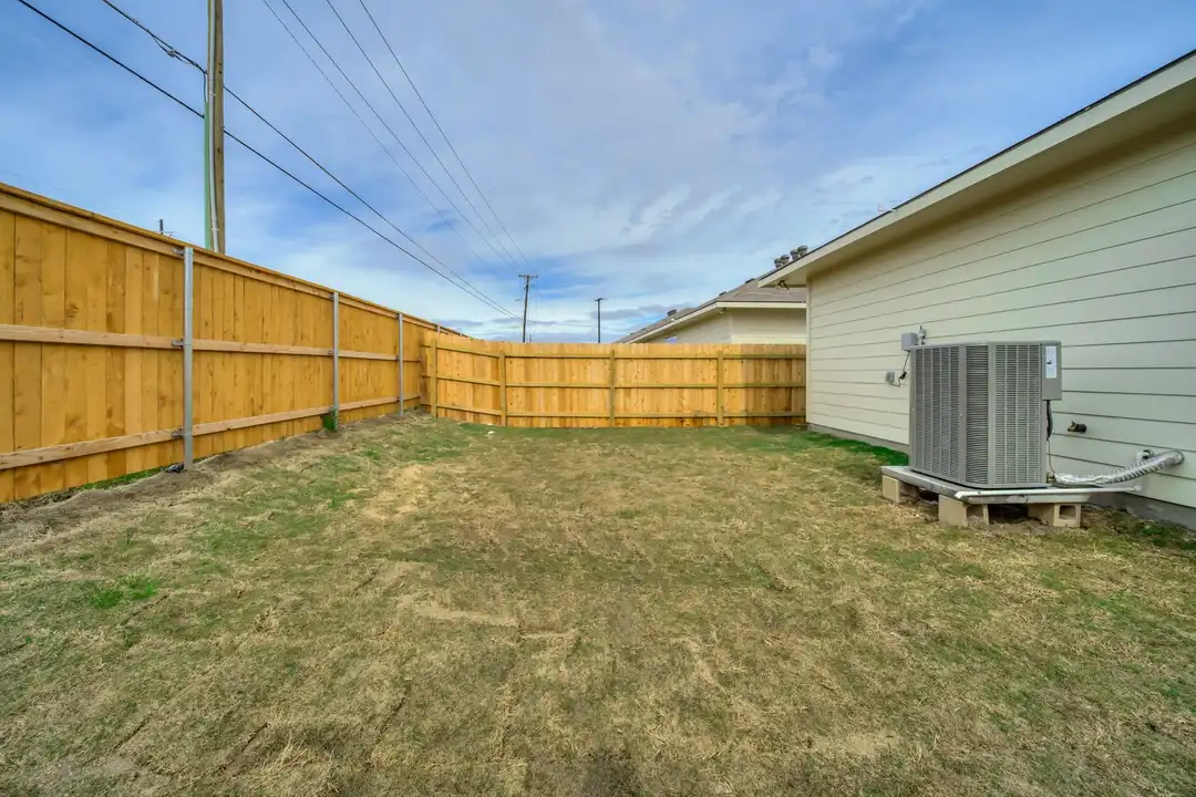 1595 Case Rd - View 3