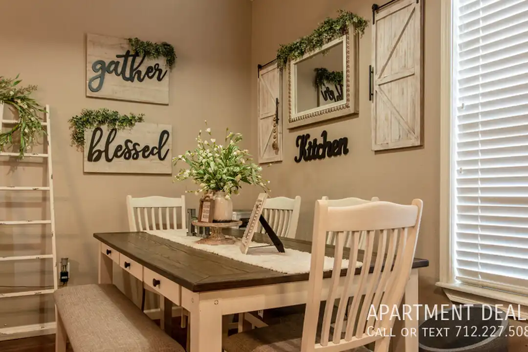 4312 Old College Rd – photo 1