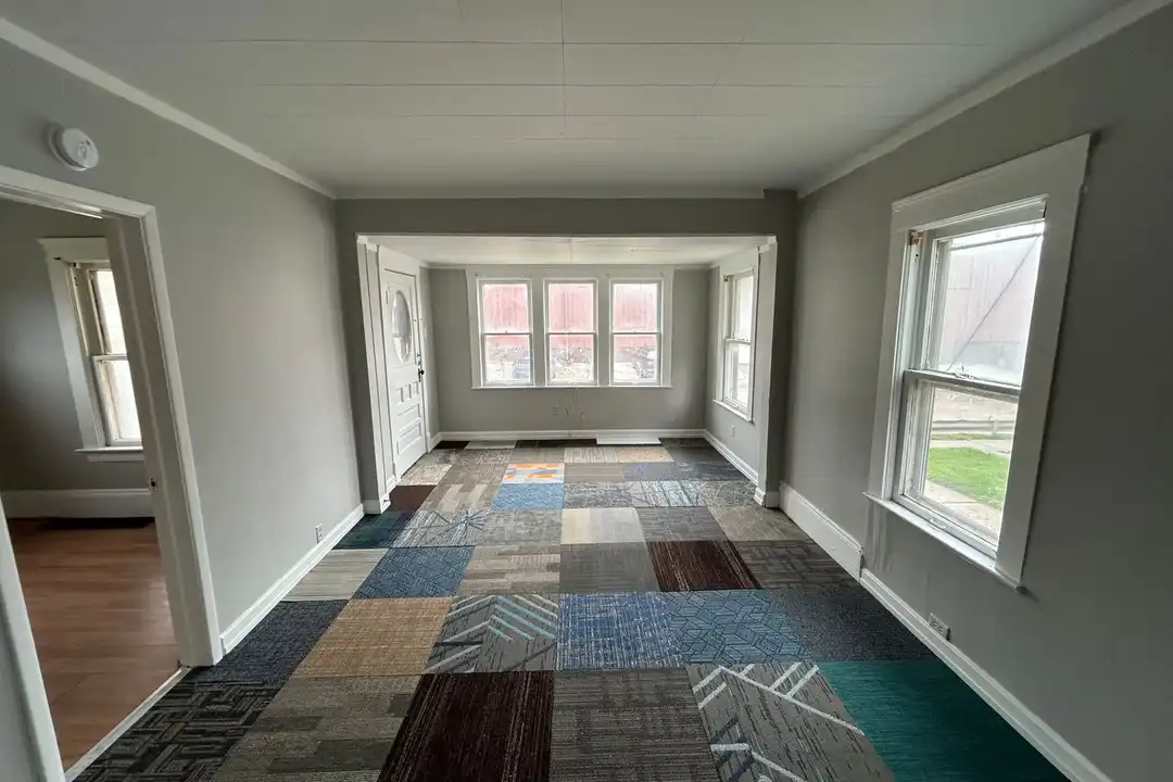 3568 W 63rd St unit 3568 W 63rd St #1 DOWN - View 6
