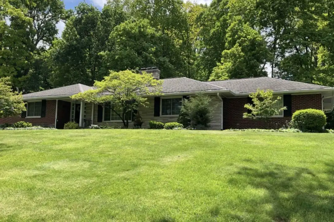 926 Laurelwood Rd – photo 1