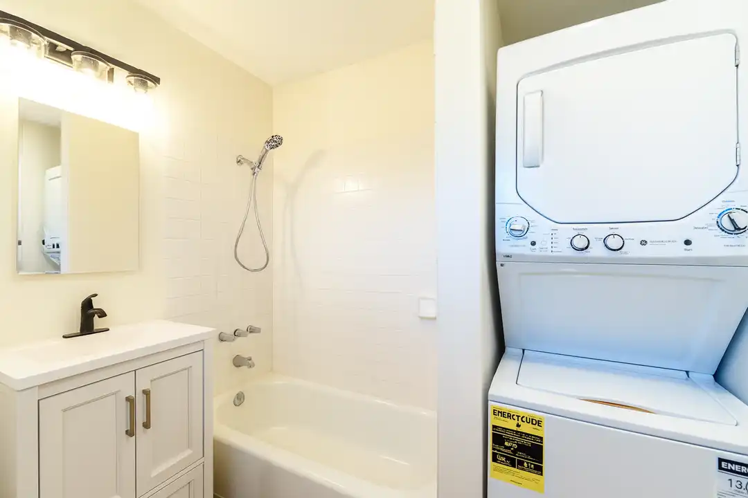 12571 Kensington Ln unit 2 - View 4