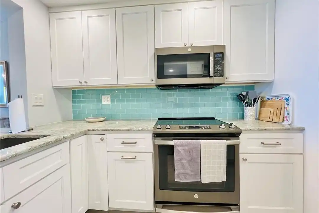 9400 S Ocean Dr #304B - More