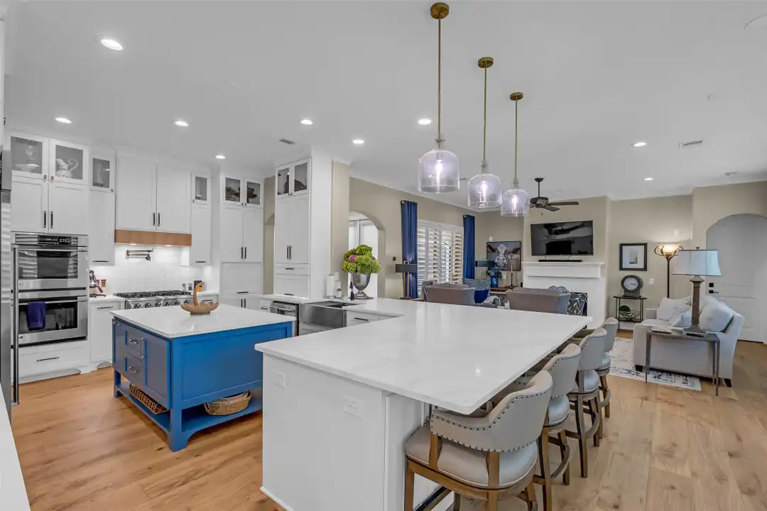 63 Fairway Park unit Main - More