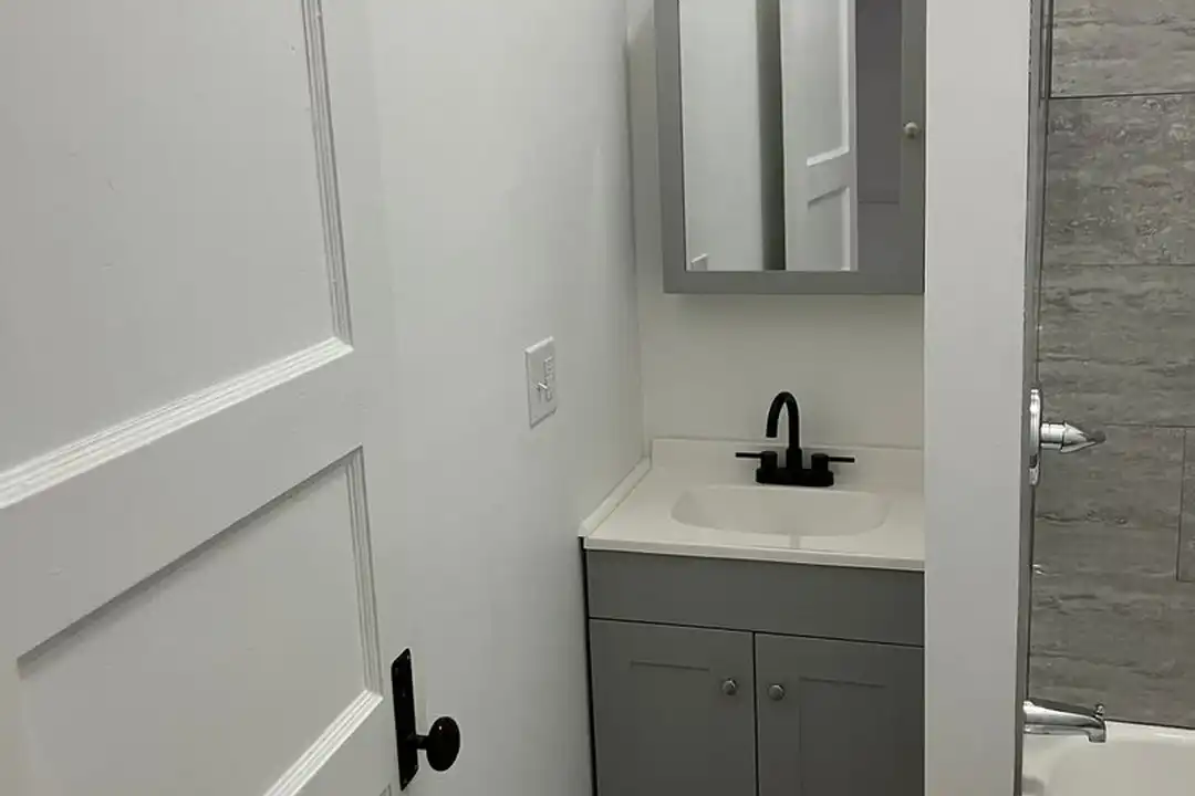 430 E Orange St unit Apt. 1 - View 3