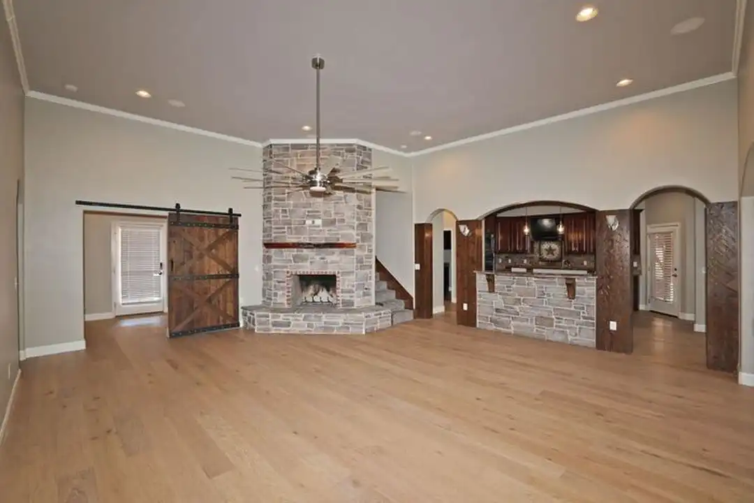 7501 Continental Parkway - View 5