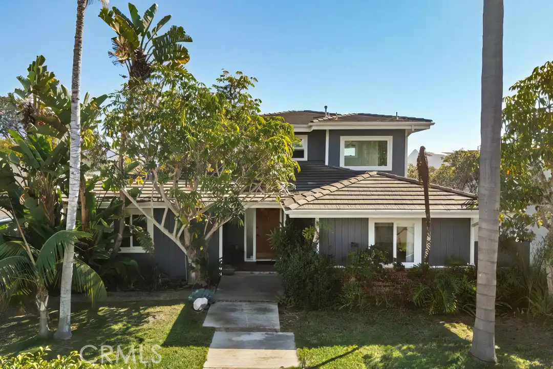 128 Crescent Bay Dr - View 2