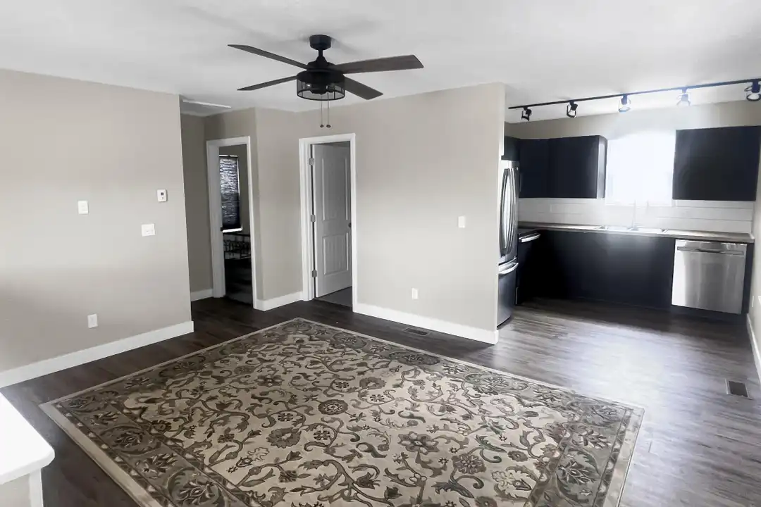 435 S 8th St unit B - View 5