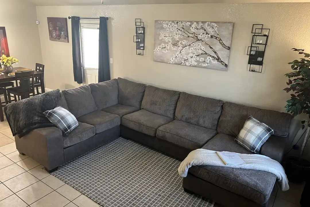 1900 Elms Run Ct unit B - View 2