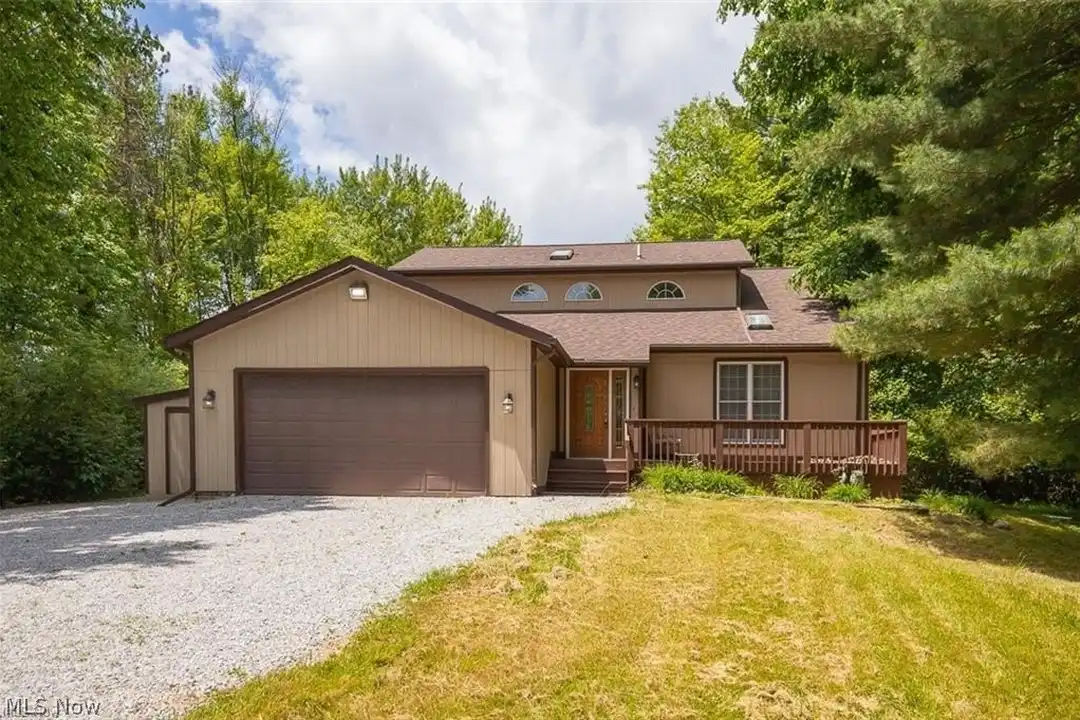 9338 Liberty Rd – photo 1