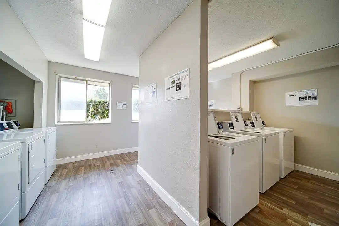 Tara Hills Apartments - View 5