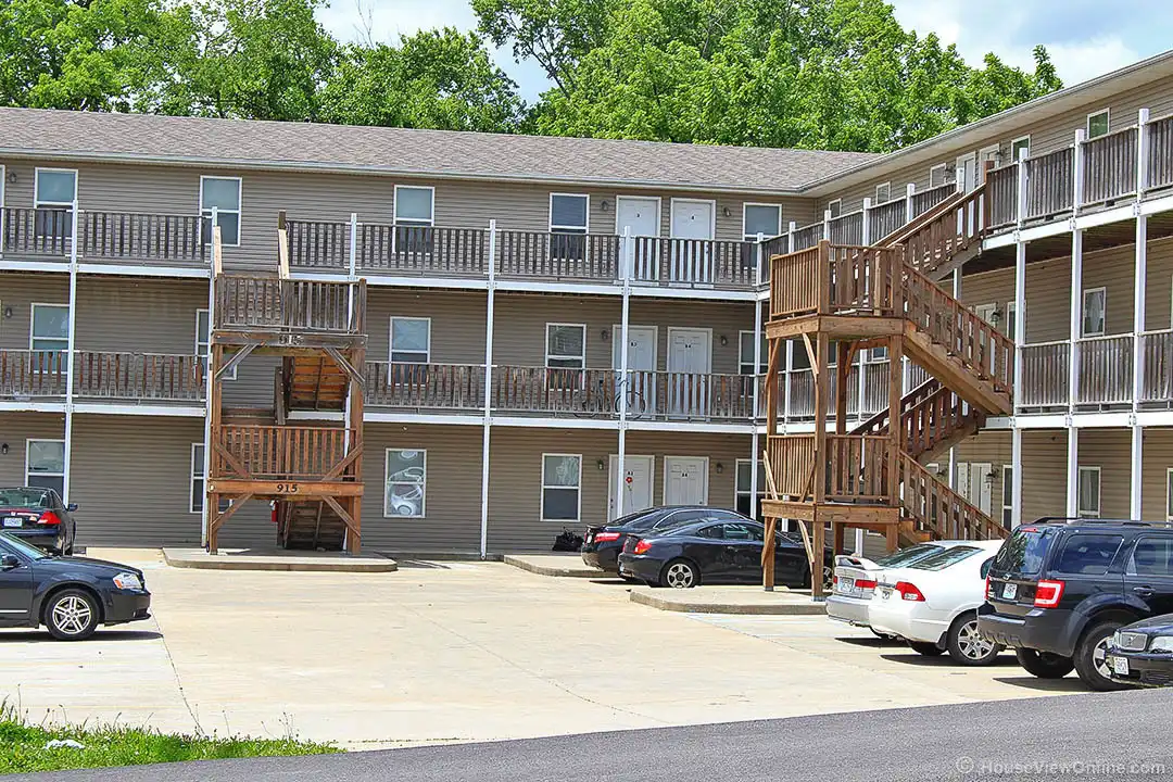 915 N Frederick St unit B1 – photo 1