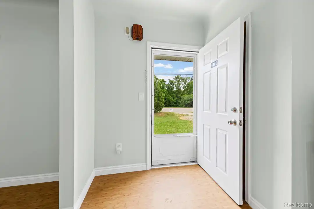 4165 Crooks Rd - View 3