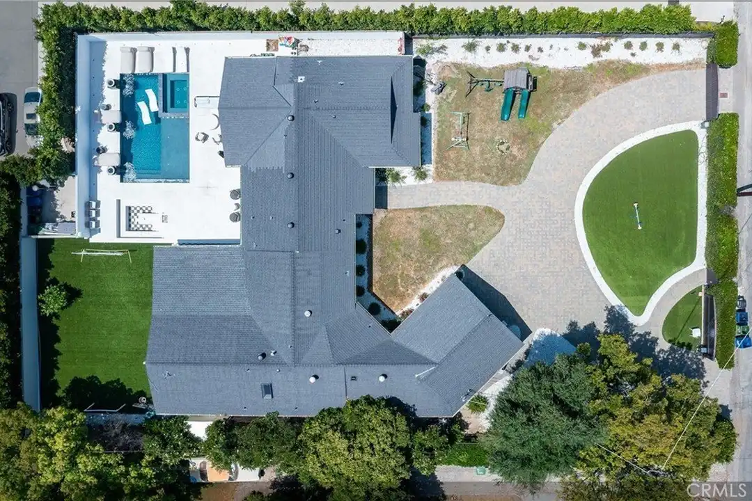 House in Los Angeles - View 2