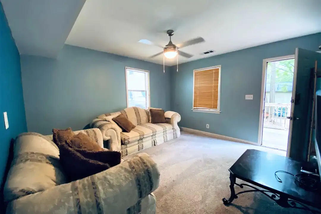 1027 Curran St NW unit 1 – photo 1