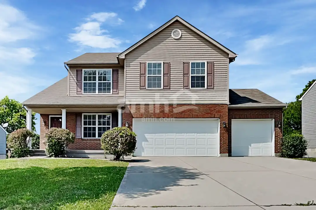 32 Ascot Glen Dr – photo 1 of 28