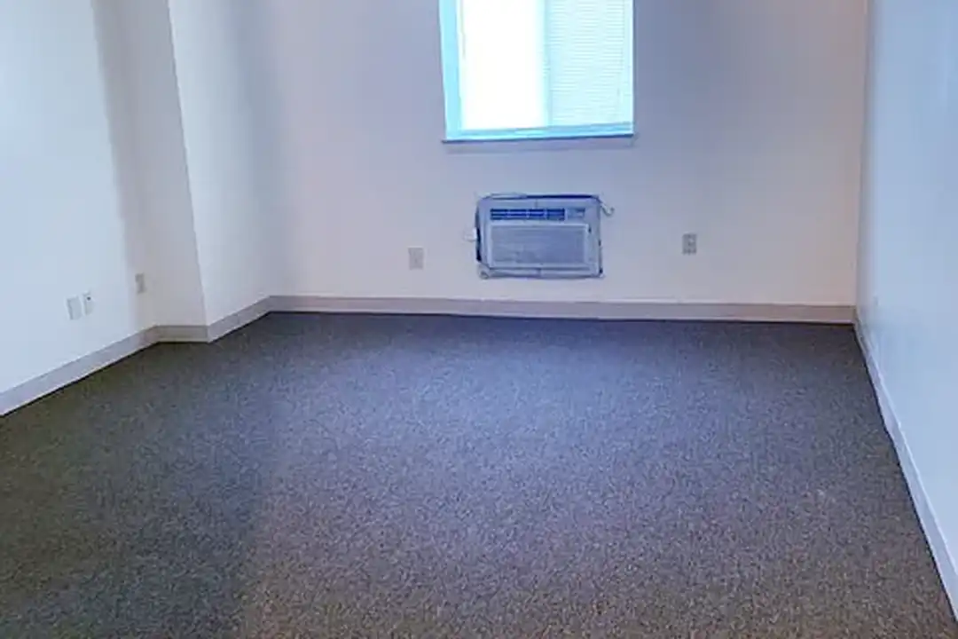 321 - 393 West 5th Avenue – photo 1 of 9