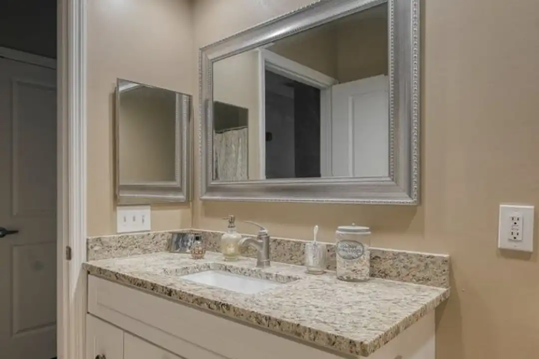 1780 Drayton Park Ct unit 1780 Drayton Court - More