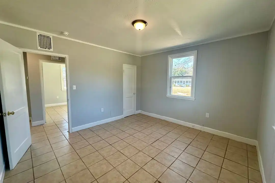 716 Miller Rd unit 716 B - More