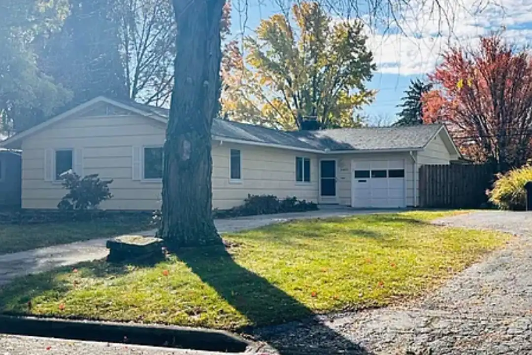 2401 Bristol Rd – photo 1