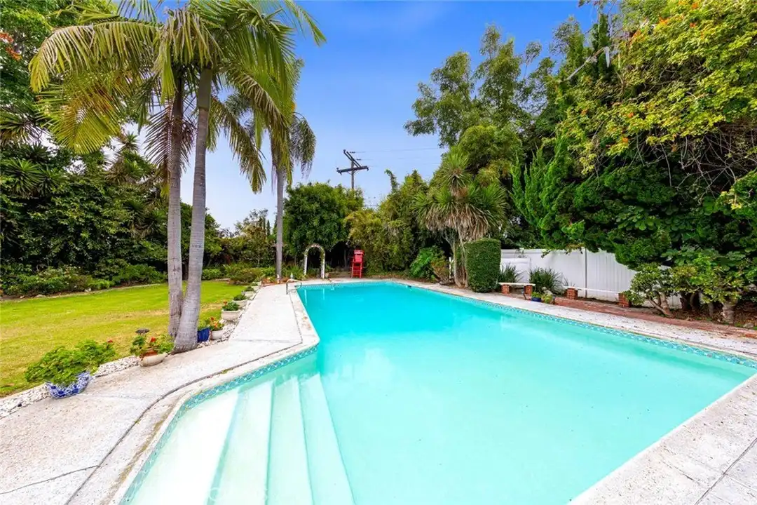 17850 Winterberry St - View 2