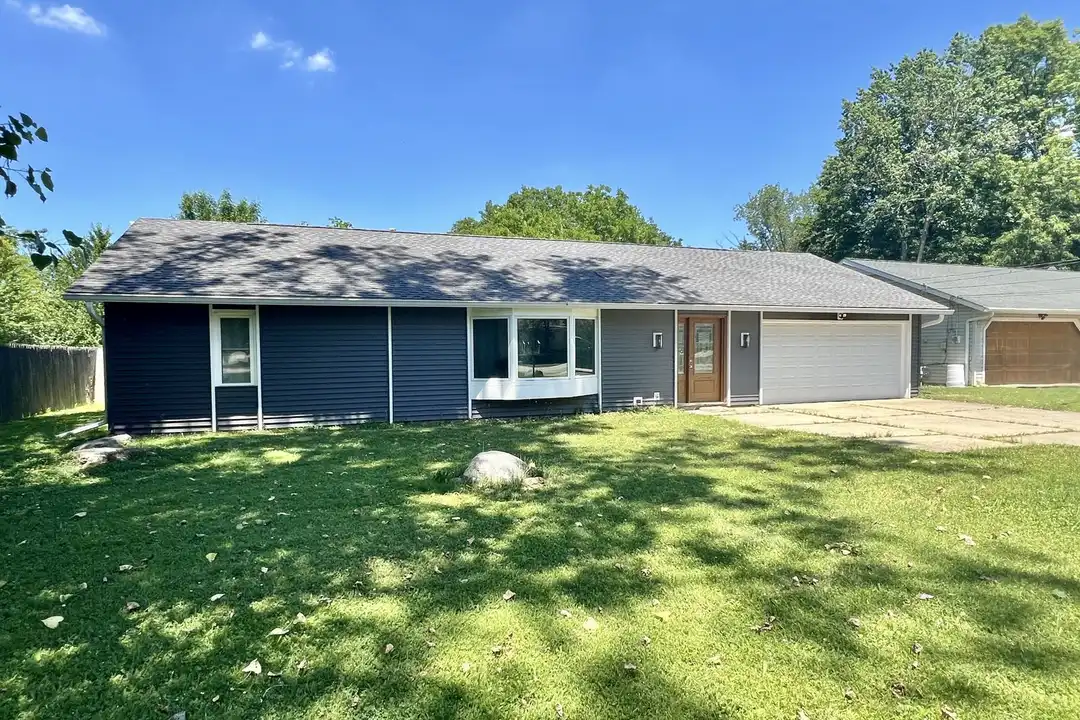 20368 Westwood Dr – photo 1