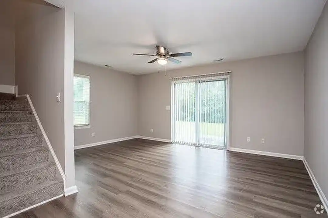 North Chase Apartments – photo 1