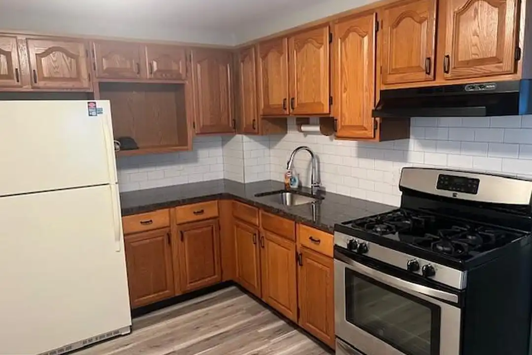 Apartment in Philadelphia, River Wards - View 5