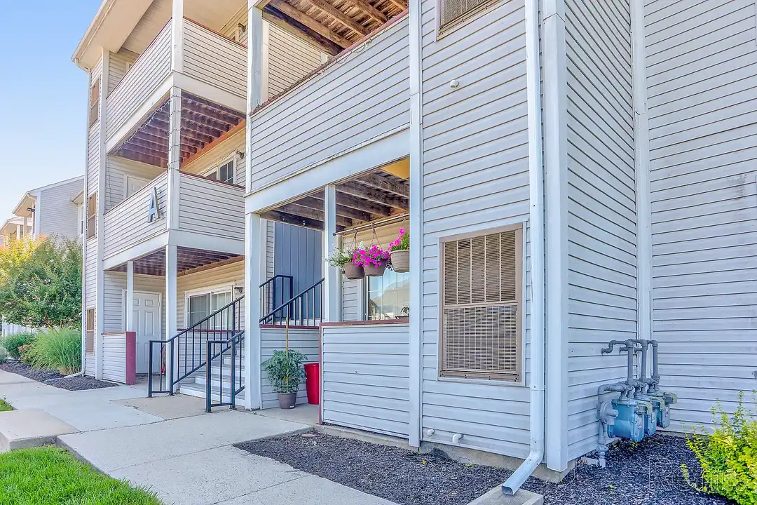 BayTree Apartments – photo 1