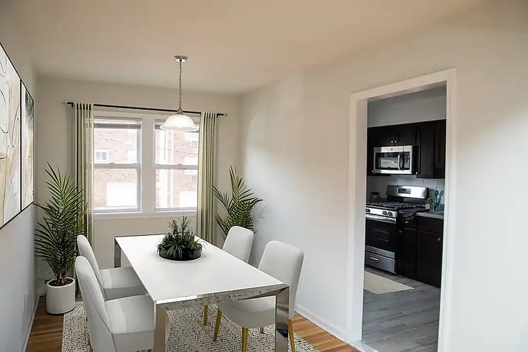 Apartment in West Orange - View 2