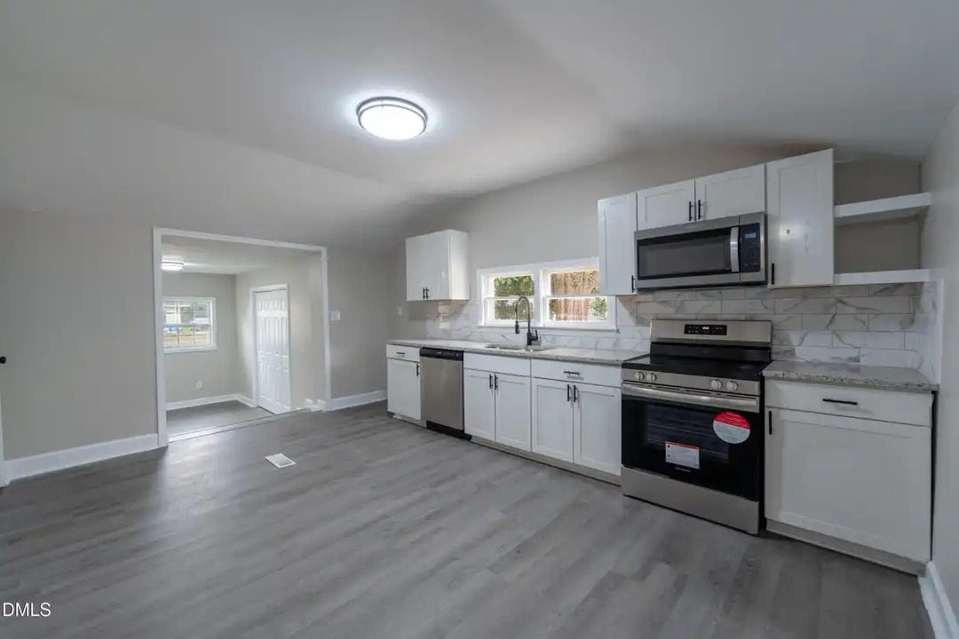 House in Dunn - View 6