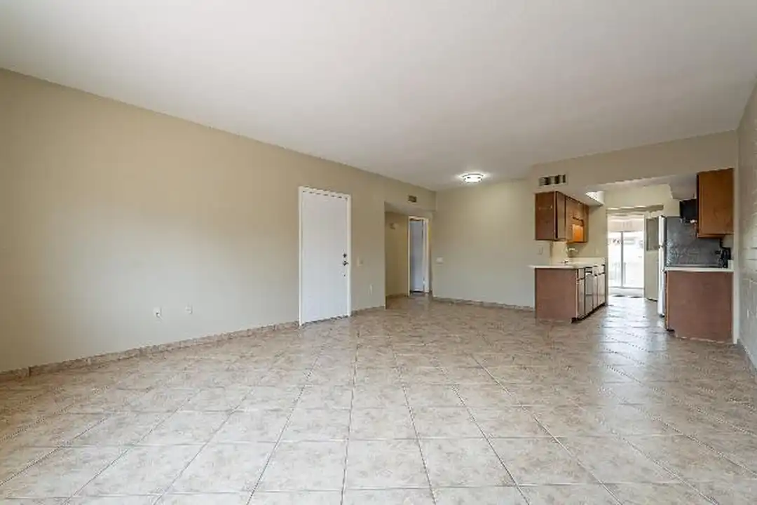 1430 W Camino Lucientes - View 6