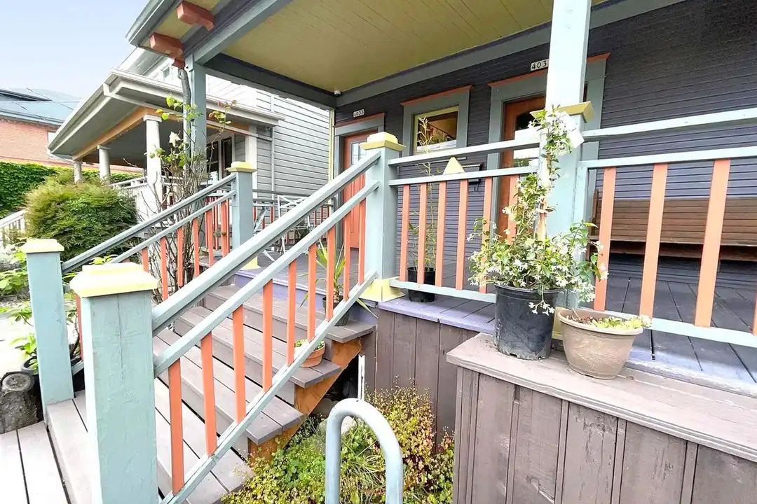 Apartment in Portland - View 3