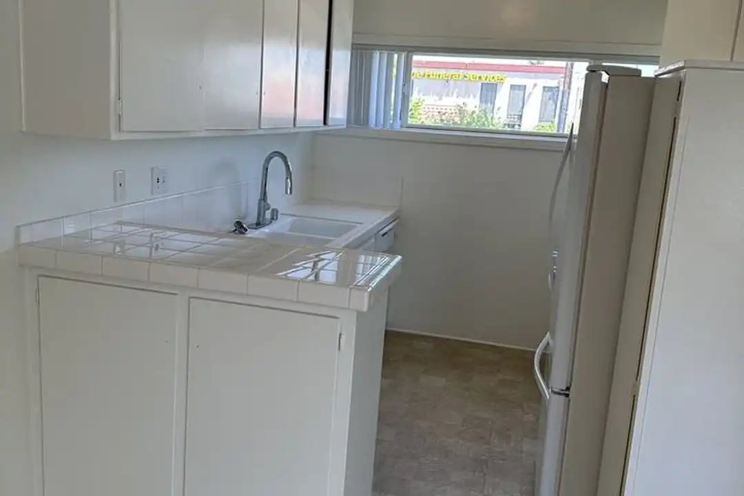18300 Napa St unit N - More