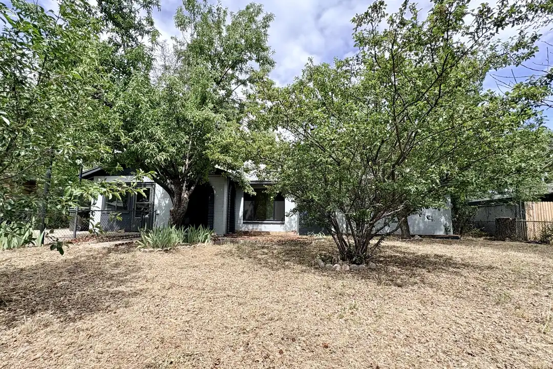2804 N Jamison Blvd - View 2