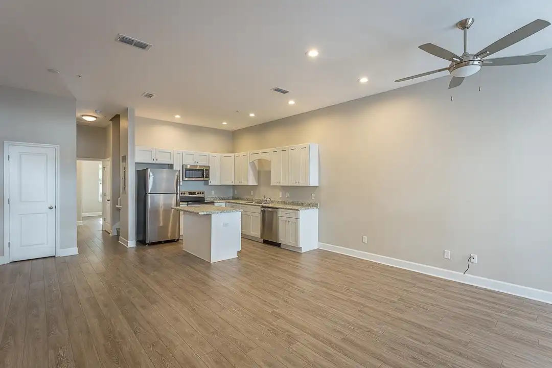 2170 Capital Cir SE #MULTIPLE - View 2