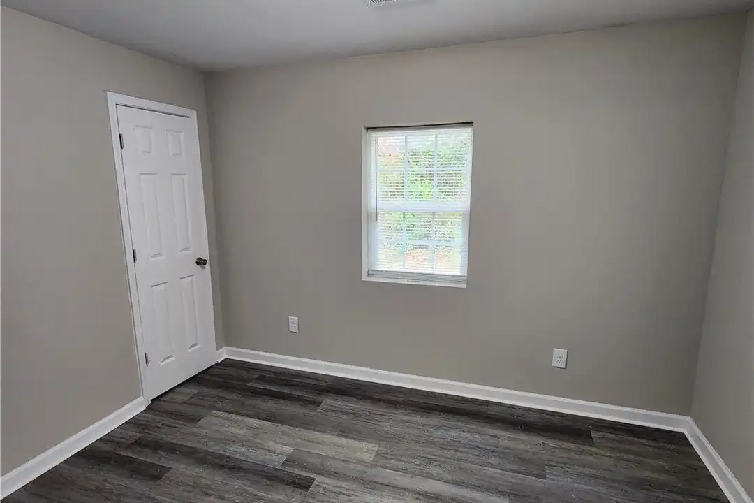 4916 Schmidt St - View 5