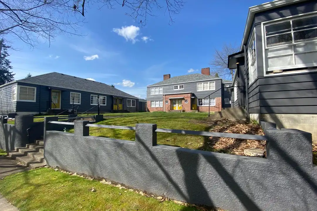 1075 E 19th Ave unit 1075 – photo 1