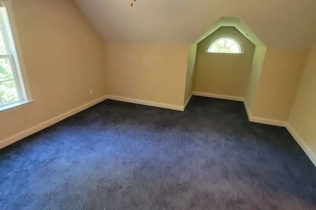 236 Ashland Oaks Dr - View 3