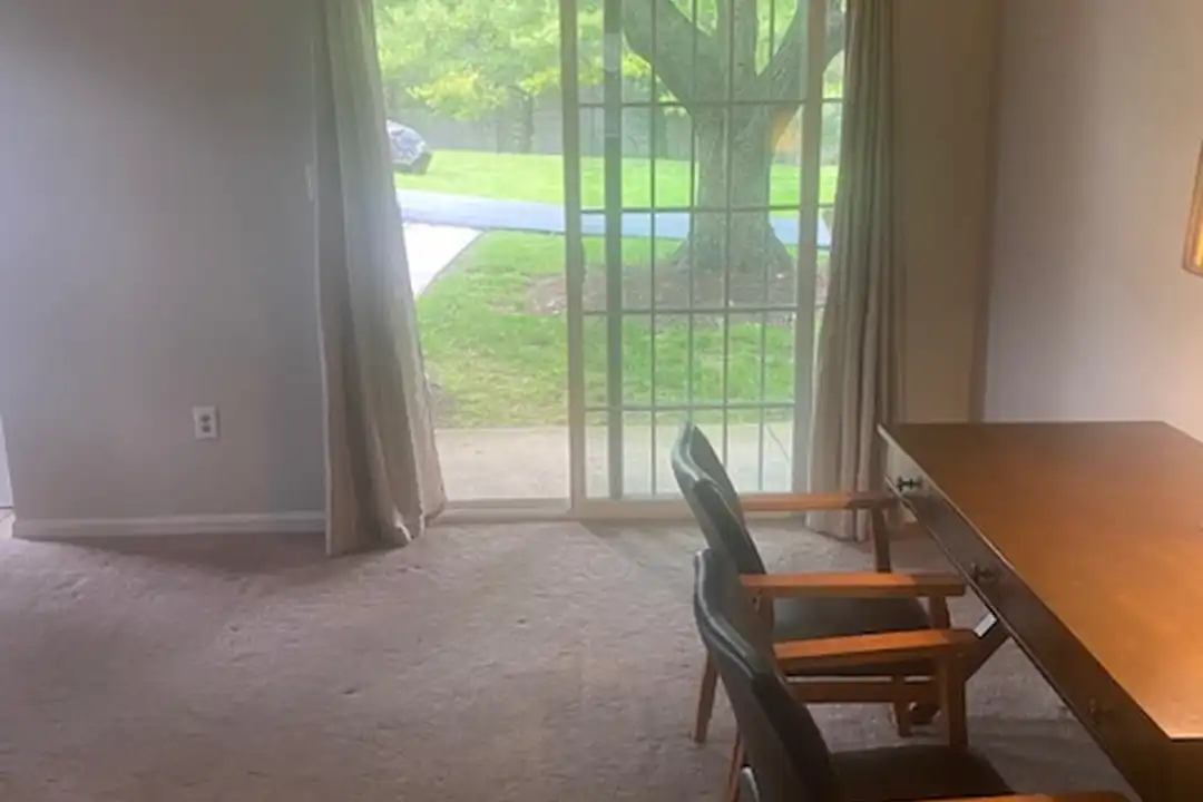 601 Christopher Dr – photo 1 of 11