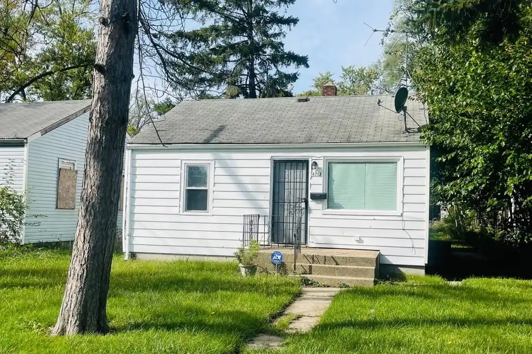 4778 Connecticut St – photo 1 of 16