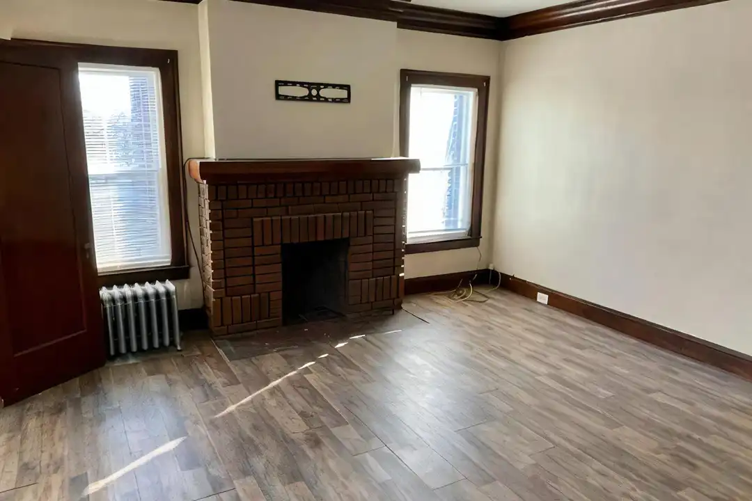 11871 Lake Ave – photo 1