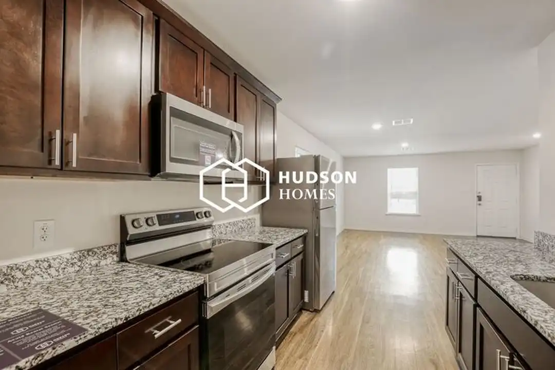708 S Henderson St - View 6