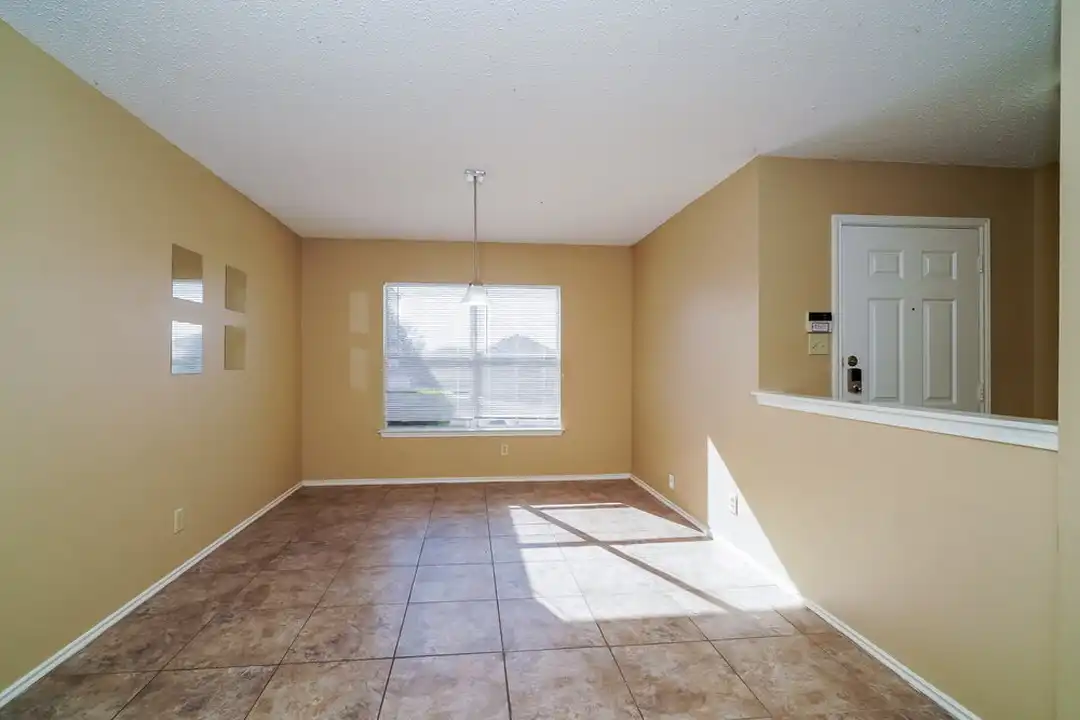 6942 Saharastone Dr - More